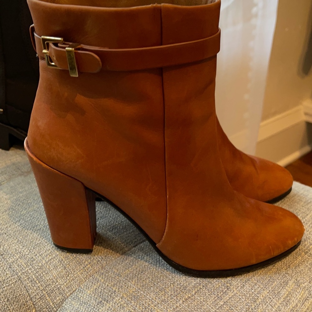 Kate Spade Cognac pull on booties